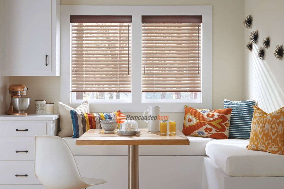 rèm sáo nhôm cửa sổ