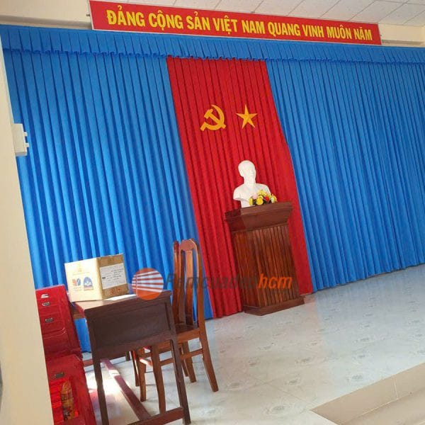 rem san khau 4